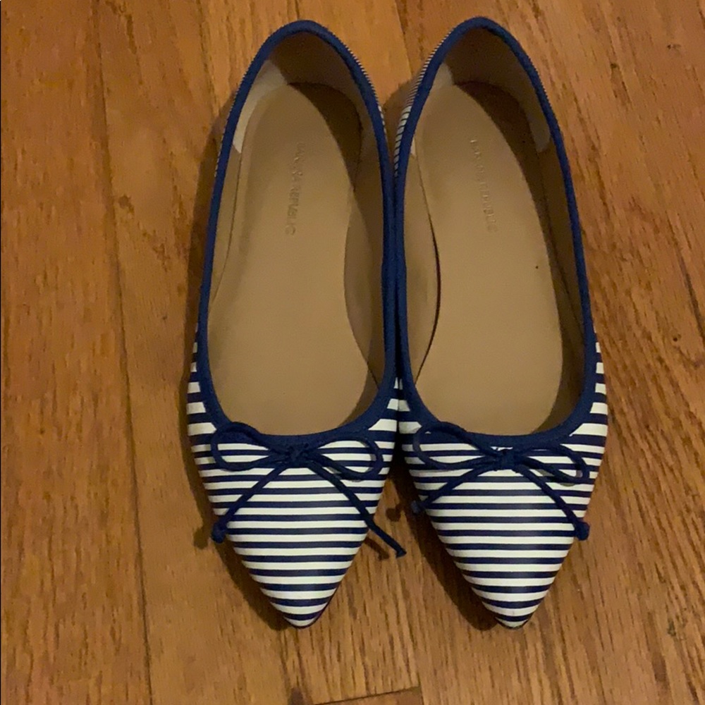 Banana Republic flats